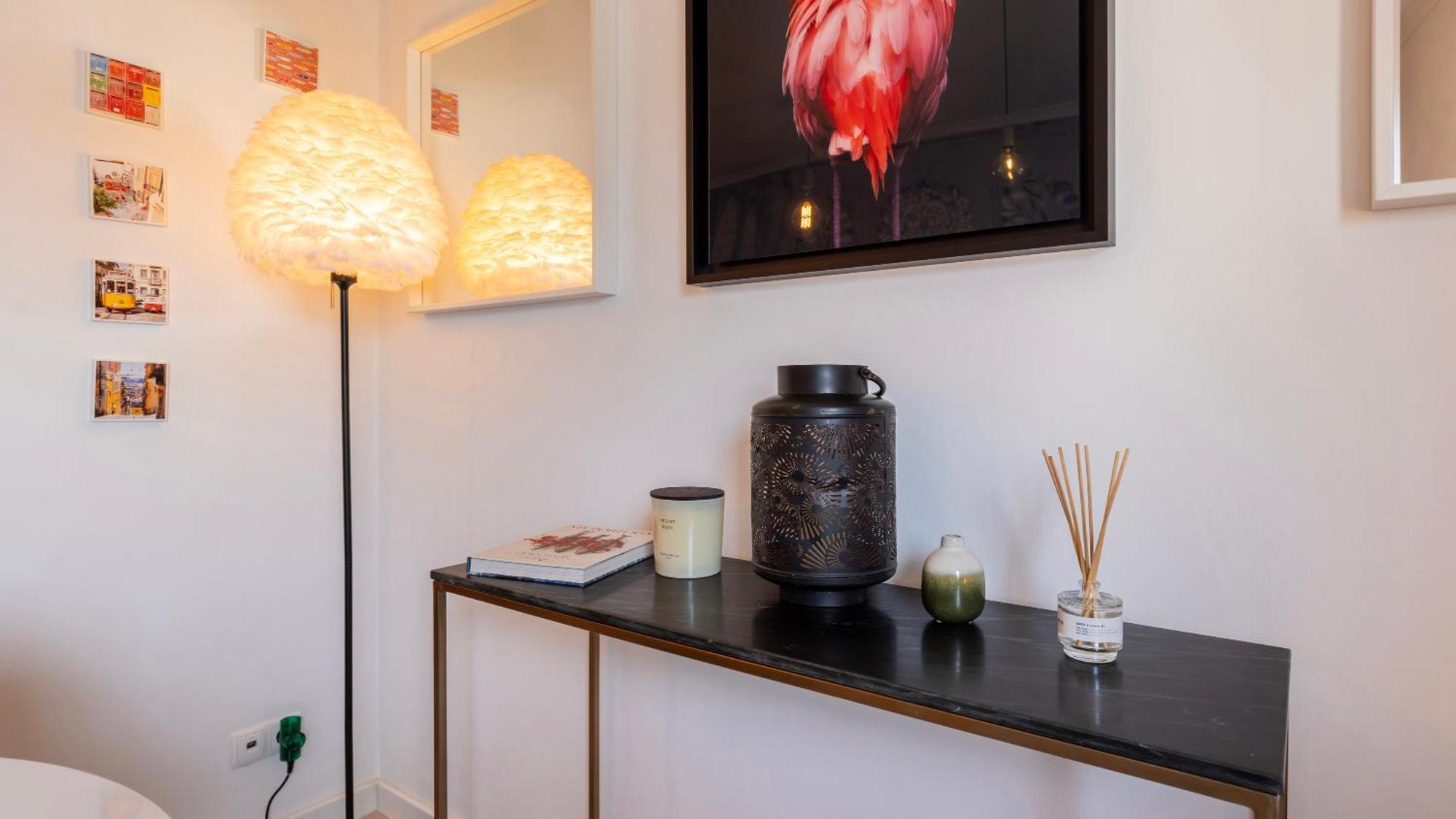 Sunny Design Apt In Praca Das Flores By Lovelystay Lisbona Esterno foto